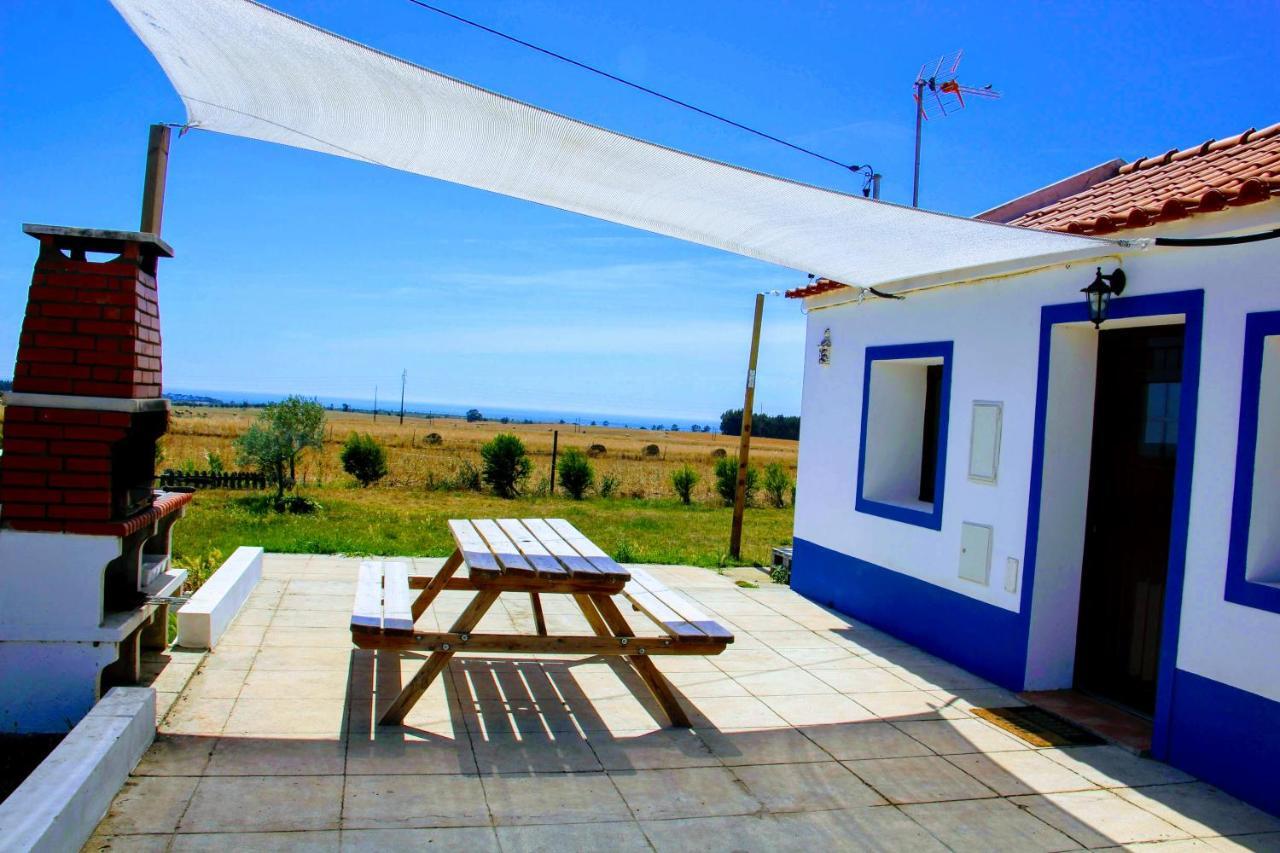 Monte Costa Luz Guest House Porto Covo Exterior photo